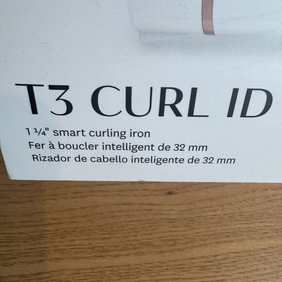 T3 CURL ID 1 ¼" Smart Curling Iron rapid heat interactive touch interface NIB - Picture 9 of 10